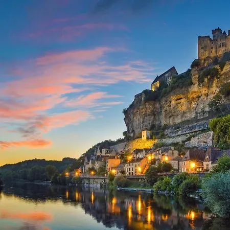 Le Camp Du Tustal * Saint-Julien-de-Lampon