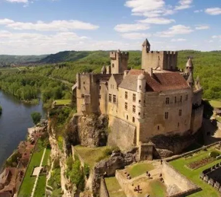 Holiday home Le Camp Du Tustal Saint-Julien-de-Lampon