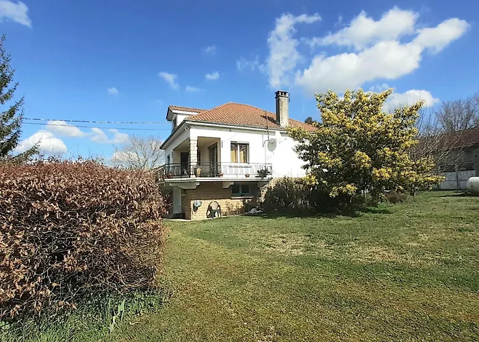 Le Camp Du Tustal Dom wakacyjny *